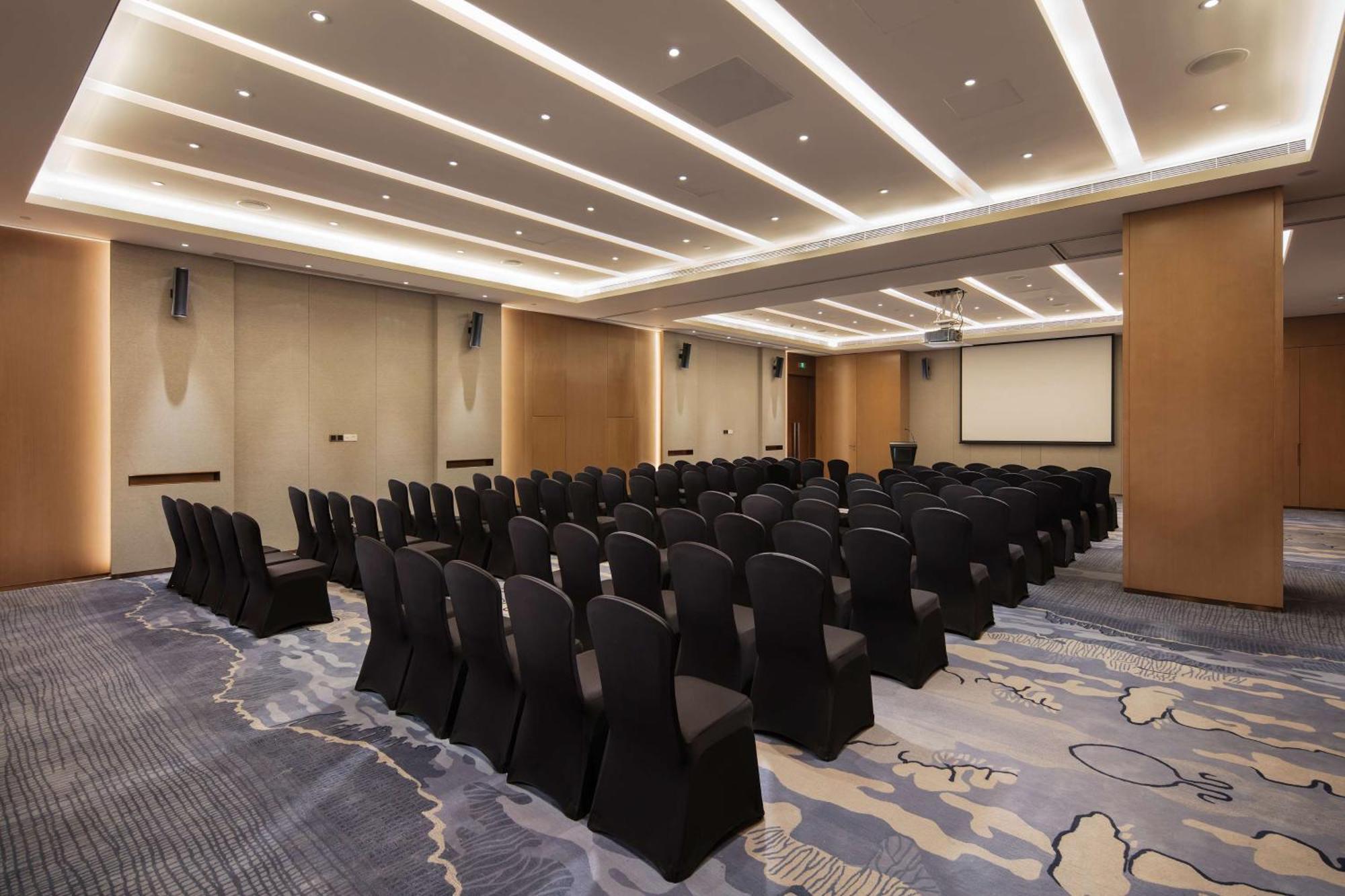 Hilton Chengdu Longquanyi Hotel Exterior photo
